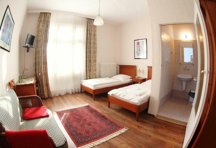 Quarto Estandar, Pensjonat Irena