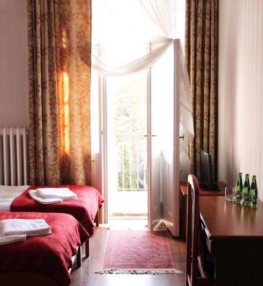 Quarto Triplo Estandar, Pensjonat Irena