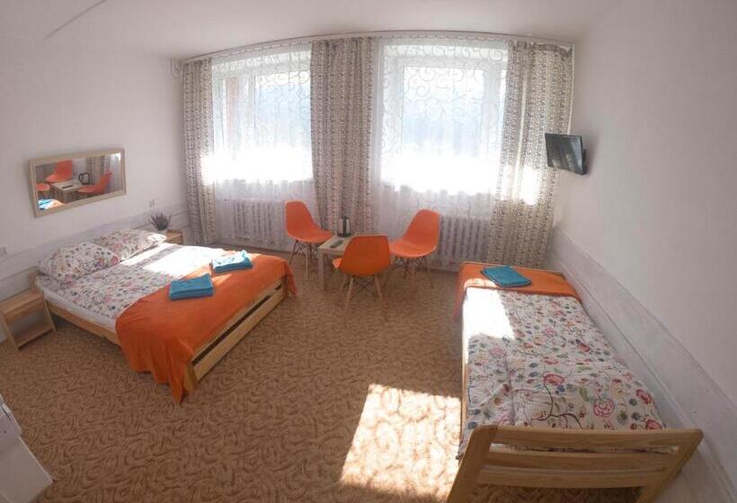 اتاق استاندارد سه نفره, Ośrodek Wczasowy Kłos