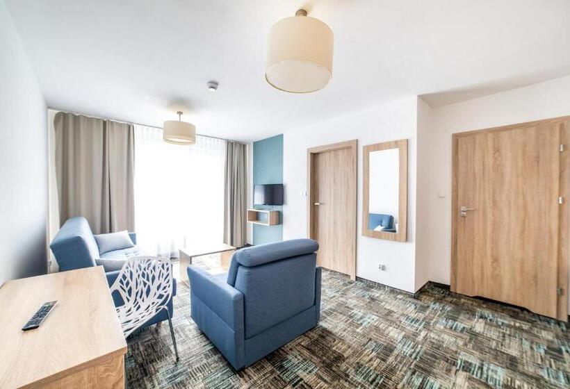 Family Suite, Siesta