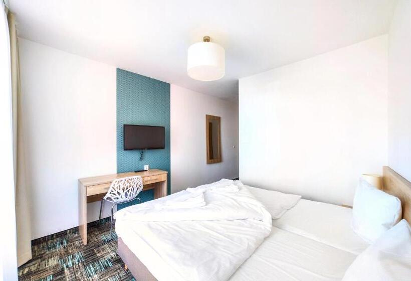 Family Suite, Siesta