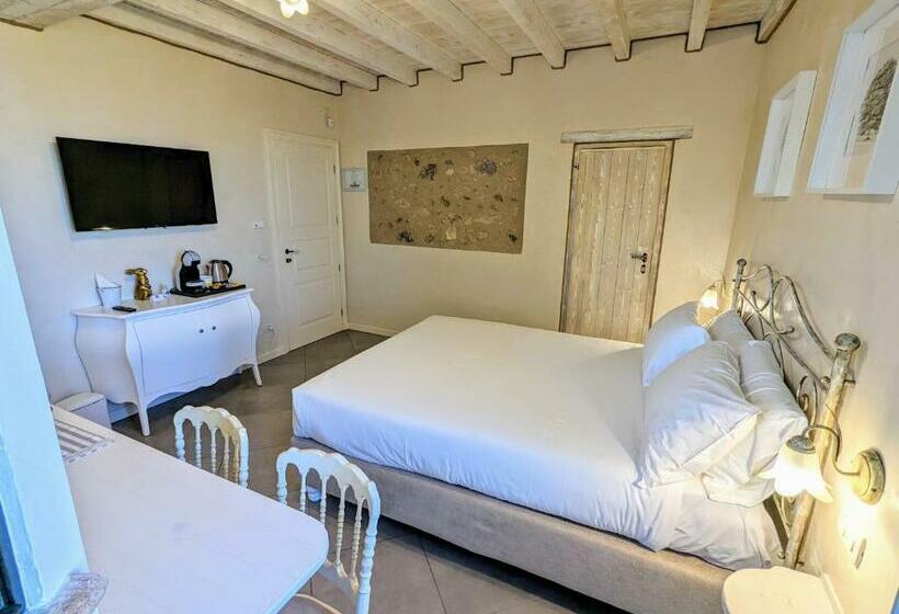 ファミリールーム, Casal Del Pigno