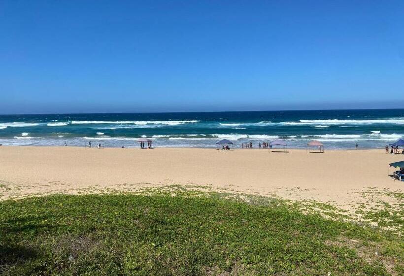 اتاق استاندارد چهار تخته با چشم‌انداز دریا, Ponta Mar Resort