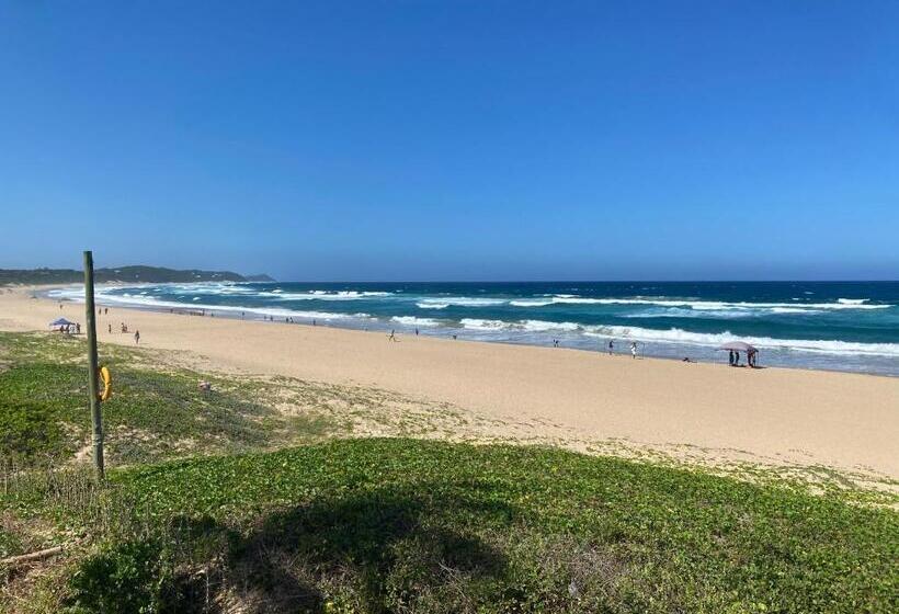 اتاق استاندارد چهار تخته با چشم‌انداز دریا, Ponta Mar Resort