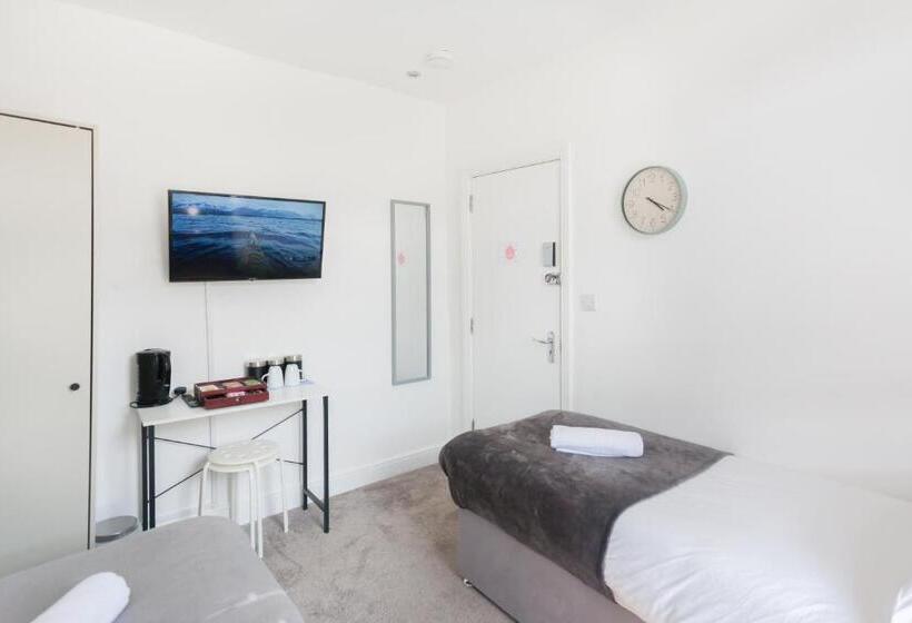 バス共有のスタンダードルーム, Studio9 Rooms   Next To Emirates Stadium   Budget Rooms With Shared Bathroom