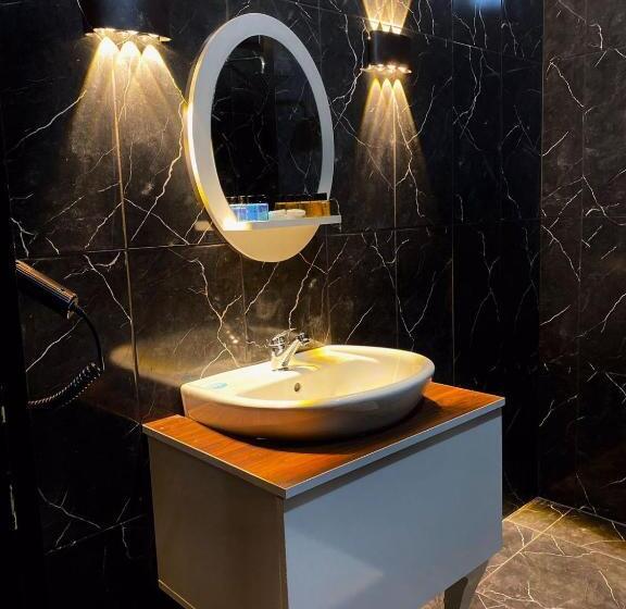 豪华三人间, Safir Hotels Silivri