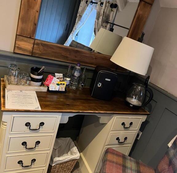 Номер Deluxe, The Crown Inn