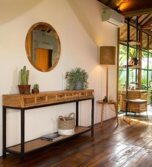 Люкс с Балконом, East Bali Volcano View Resort & Spa   Adults Only Area