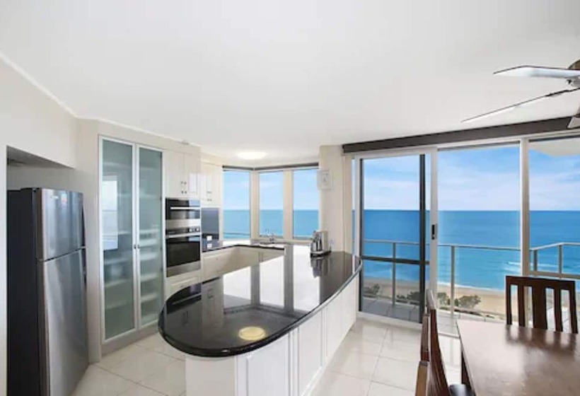 Апартаменты Premium 3 Спальни, Catalina Resort