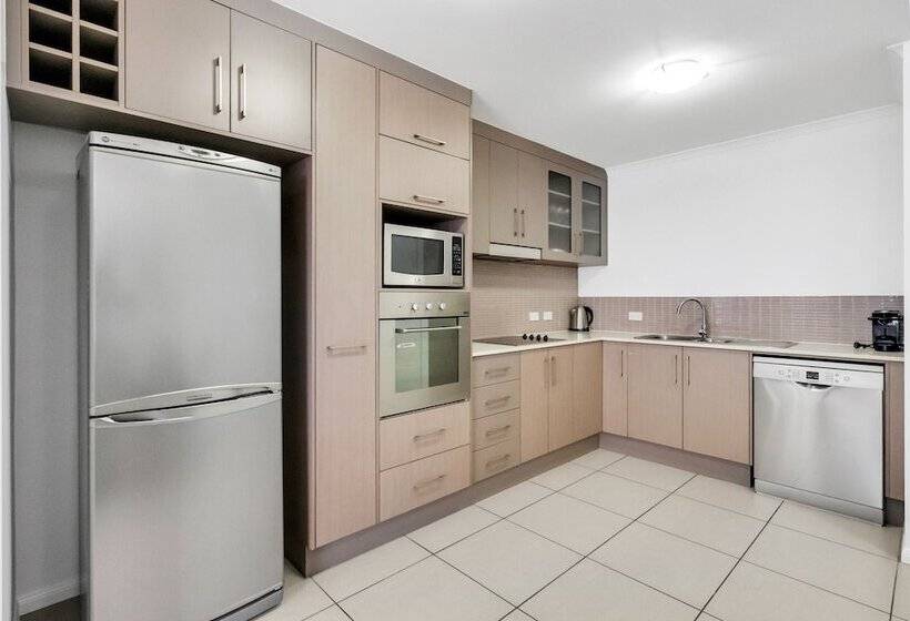 Апартаменты 1 Спальня, Elysium Apartments