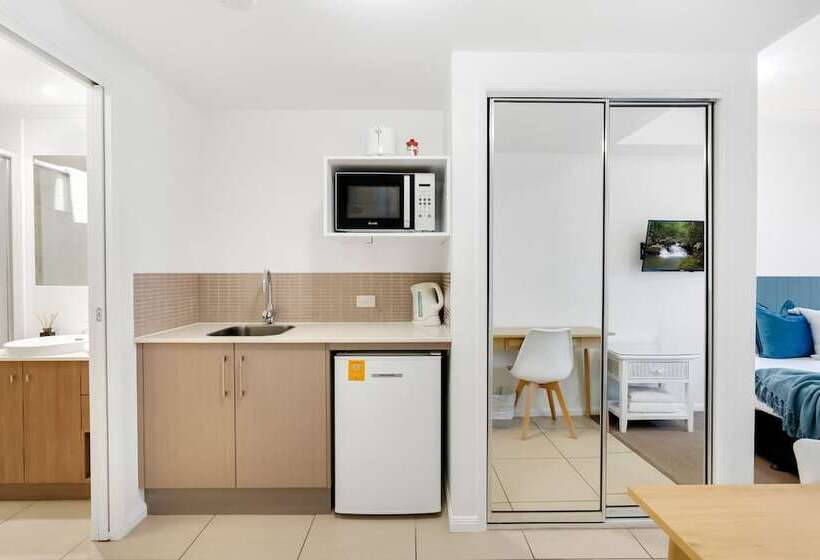 Студия Стандарт, Elysium Apartments