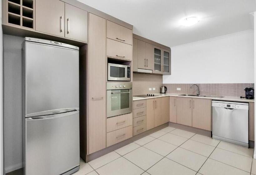 Апартаменты 1 Спальня, Elysium Apartments
