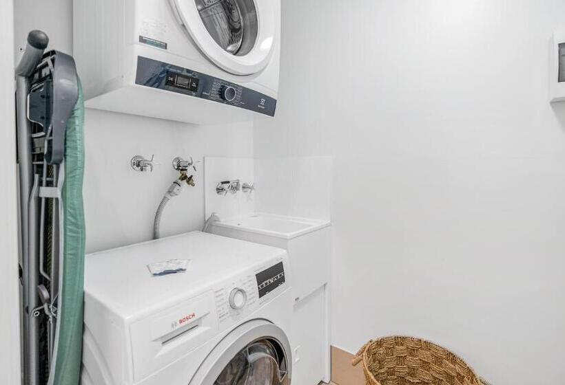 Апартаменты 1 Спальня, Elysium Apartments