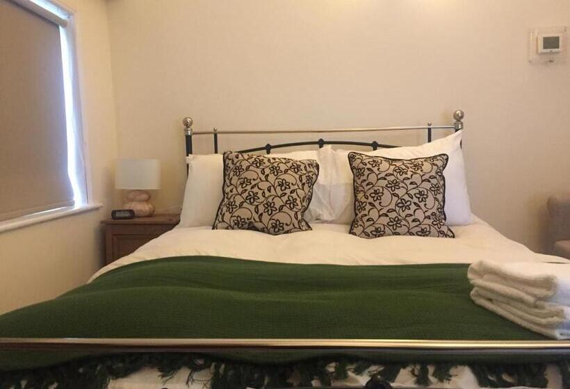 Quarto Estandar com Terraço, Findon Rest Ltd