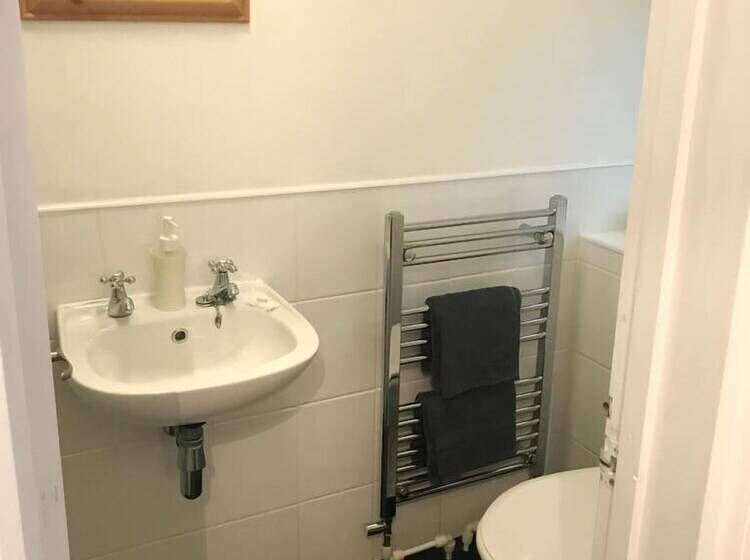 Номер Стандарт, Bridgeside Guest House