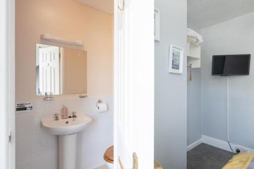 Номер Стандарт Вид на Море, Bridgeside Guest House