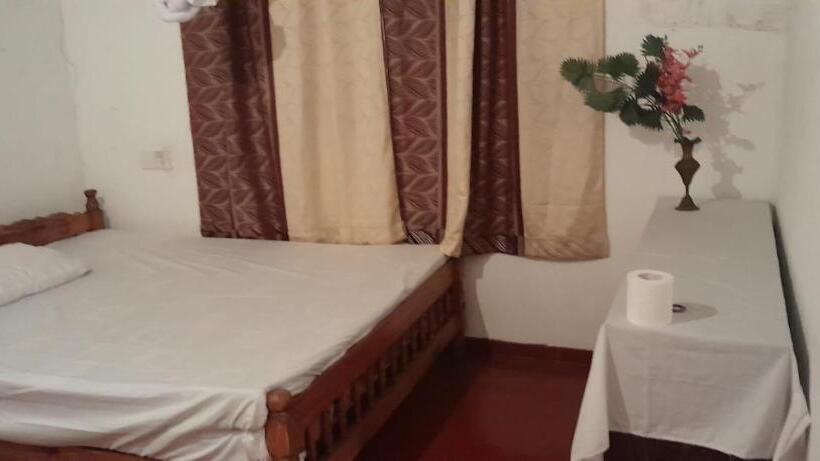 غرفة قياسية, Unawatuna White Villa
