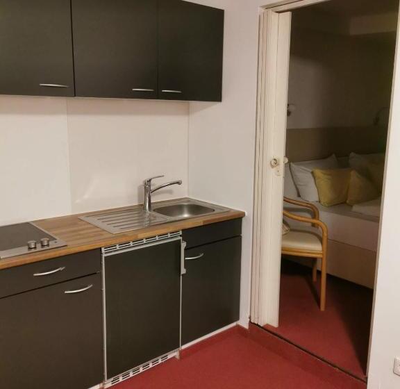 스탠다드 룸, Room In Guest Room  Pension Forelle  Double Room No01