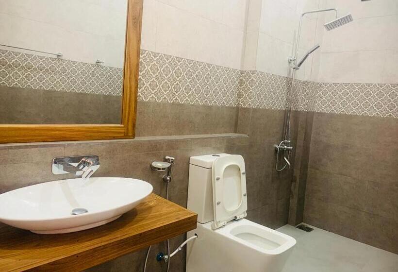 Номер Стандарт, Kavin Beach Hotel Hikkaduwa