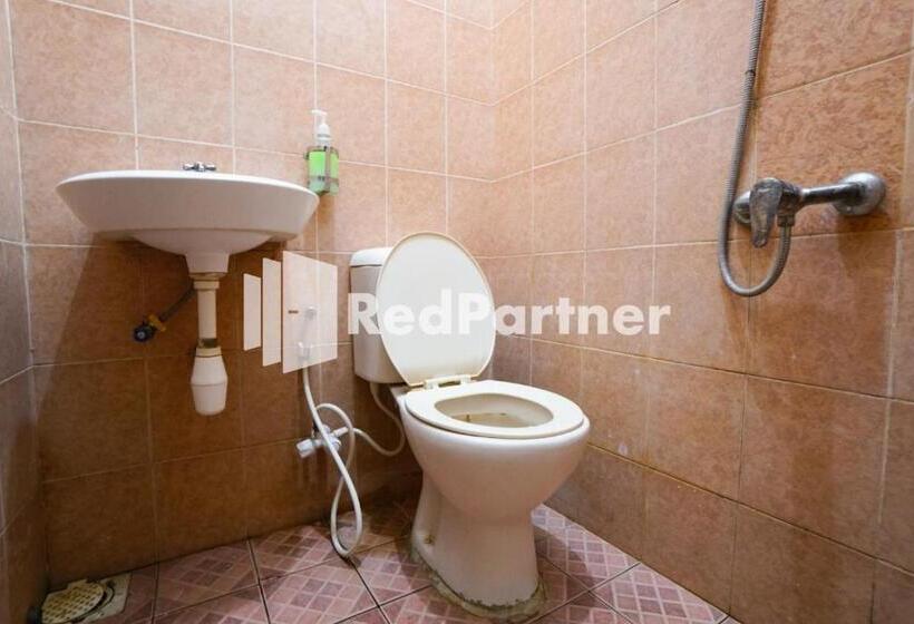 اتاق استاندارد, Bright Residence Near Itc Mangga Dua Mitra Reddoorz