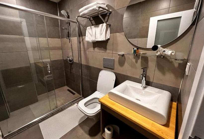 اتاق لوکس, Nayada Otel Spa
