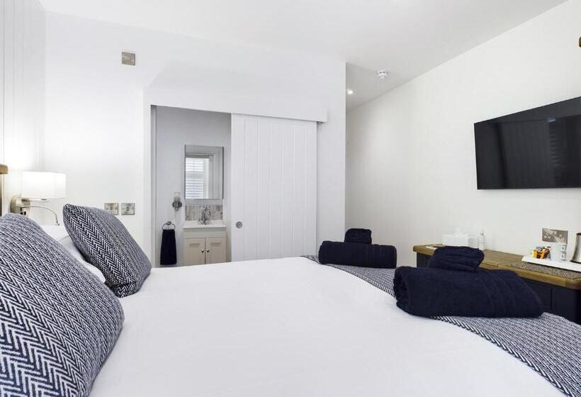 اتاق لوکس با تخت بزرگ, Driftwood Boutique Guest House