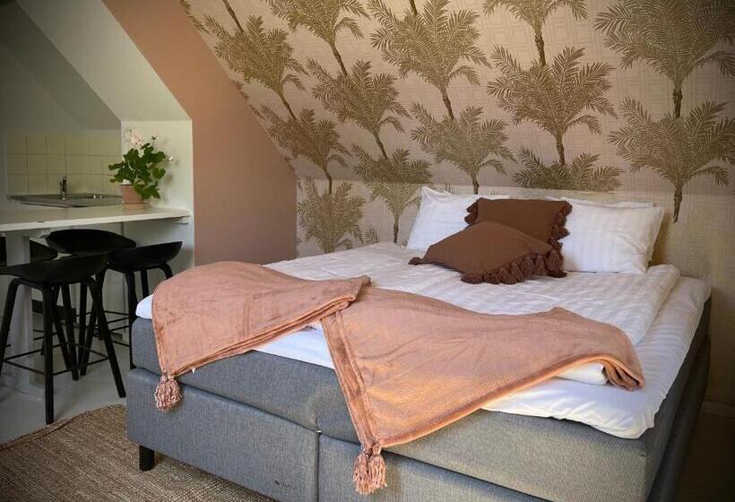 Семейное Студио, Gåsen Out B&b