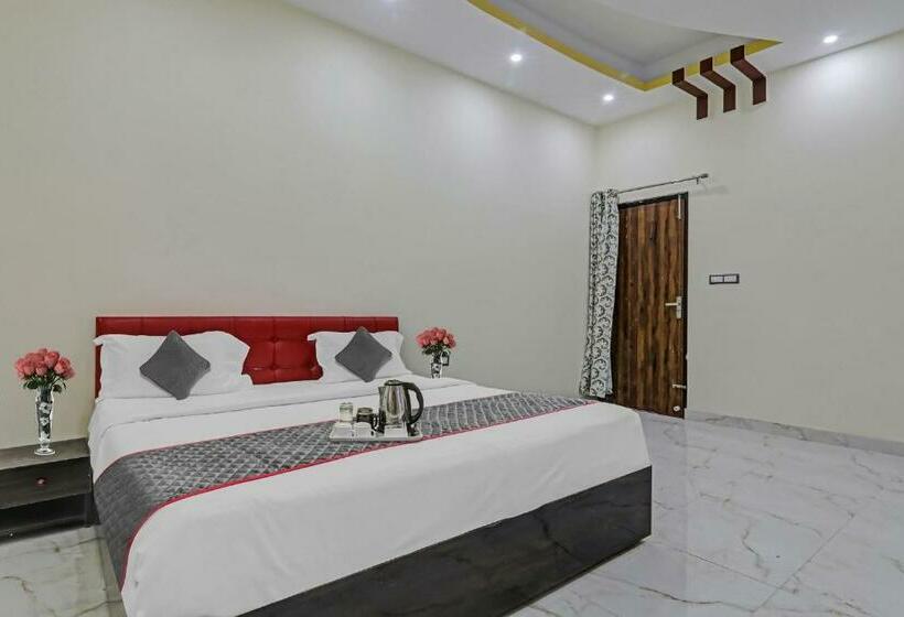 Cameră Triplă Clasică, Fabhotel The Gahmar Inn