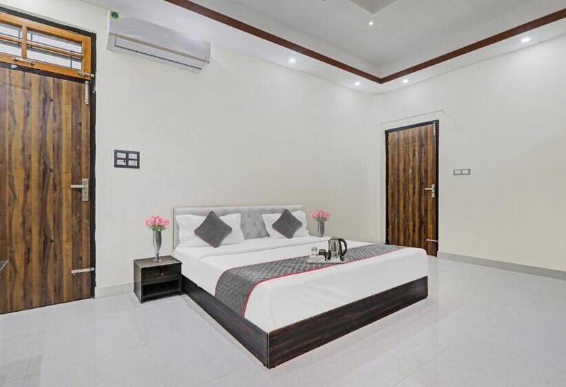 Cameră Triplă Clasică, Fabhotel The Gahmar Inn