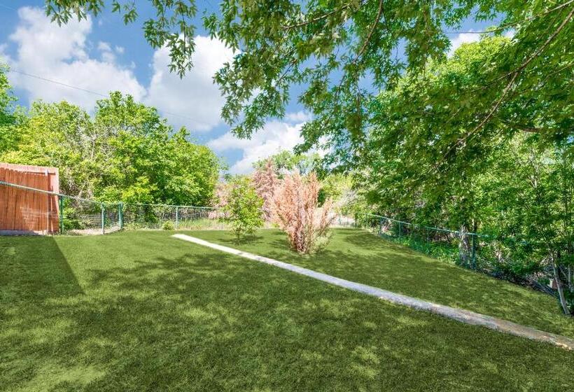 חדר סטודיו סטנדרד, Hide Away Guest House