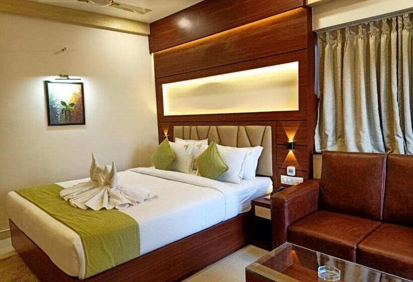 Family Suite, Morning Glow
