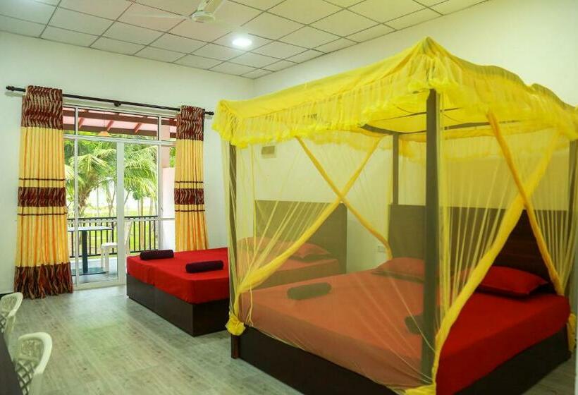 חדר משפחתי, Yala Viewer Bird Resort And Safari