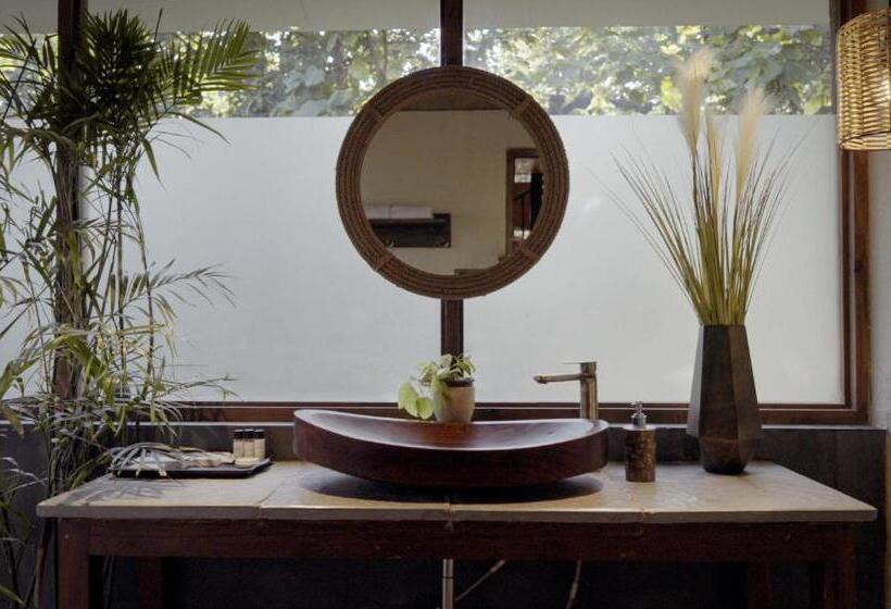 一居室高级别墅, La Selva Resort, Pench National Park