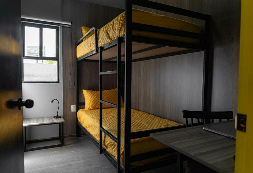 اتاق اکونومی, Check Inn Hostal Aeropuerto Gdl