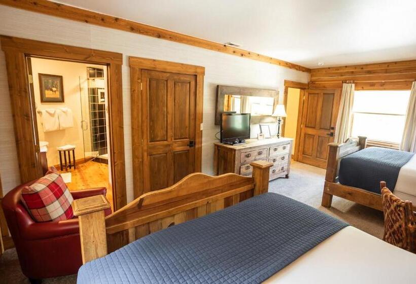 Номер Стандарт, Bentwood Inn