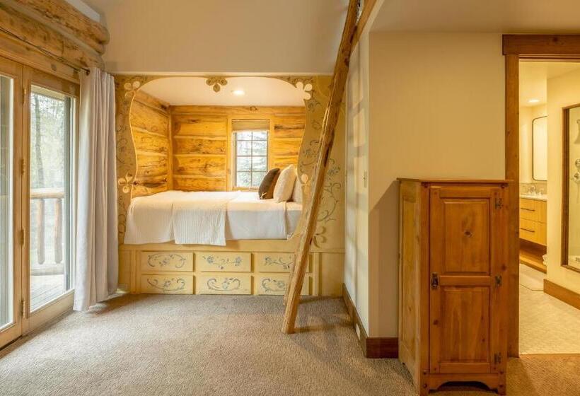 Семейный Номер, Bentwood Inn