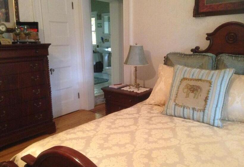 스위트, Brookview Manor Inn