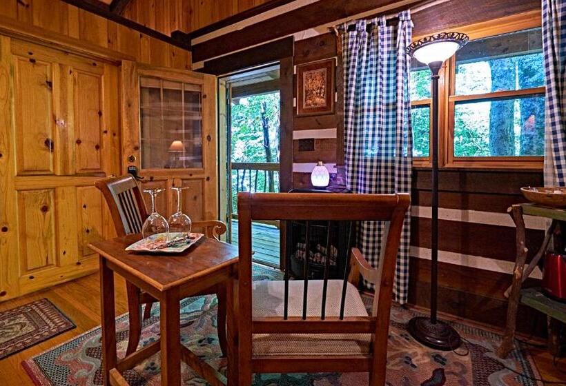 Номер Deluxe Кровать Кинг, Creekwalk Inn Bed And Breakfast With Cabins