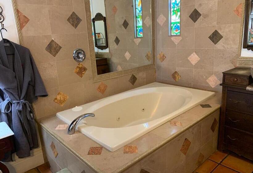 Стандартный Номер Кровать Кинг, Chantico Inn