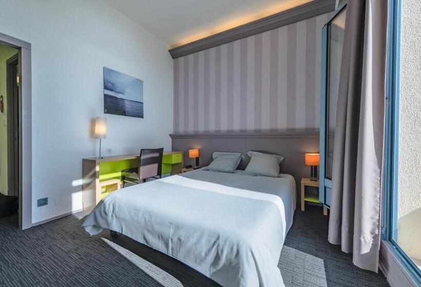 اتاق استاندارد سه تخته با بالکن, Hôtel Morgat Le Grand Hôtel De La Mer