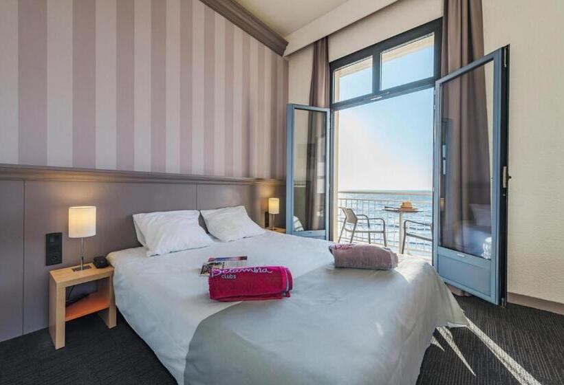 اتاق استاندارد سه تخته با بالکن, Hôtel Morgat Le Grand Hôtel De La Mer