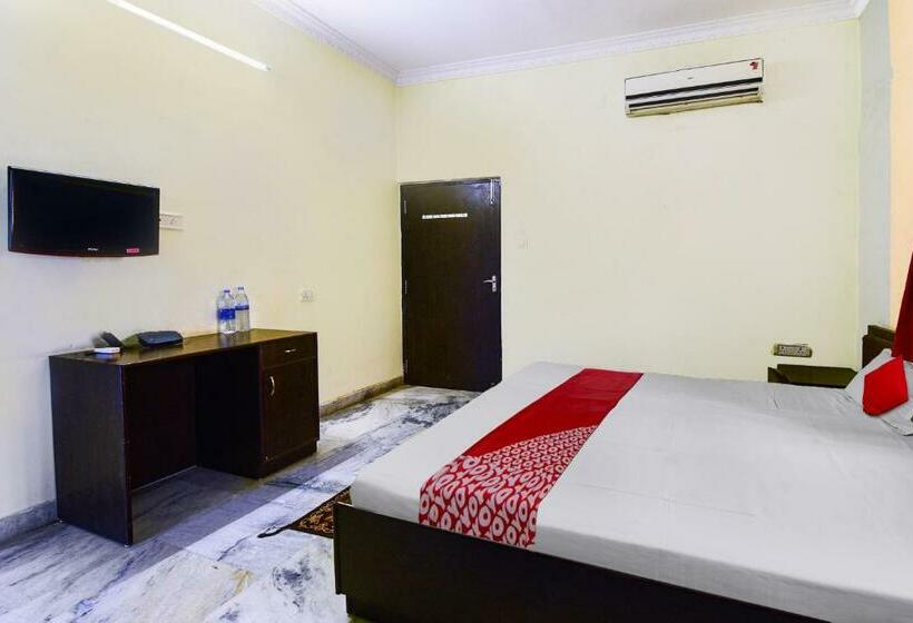 Номер Стандарт, Oyo 90099  Grand Beach