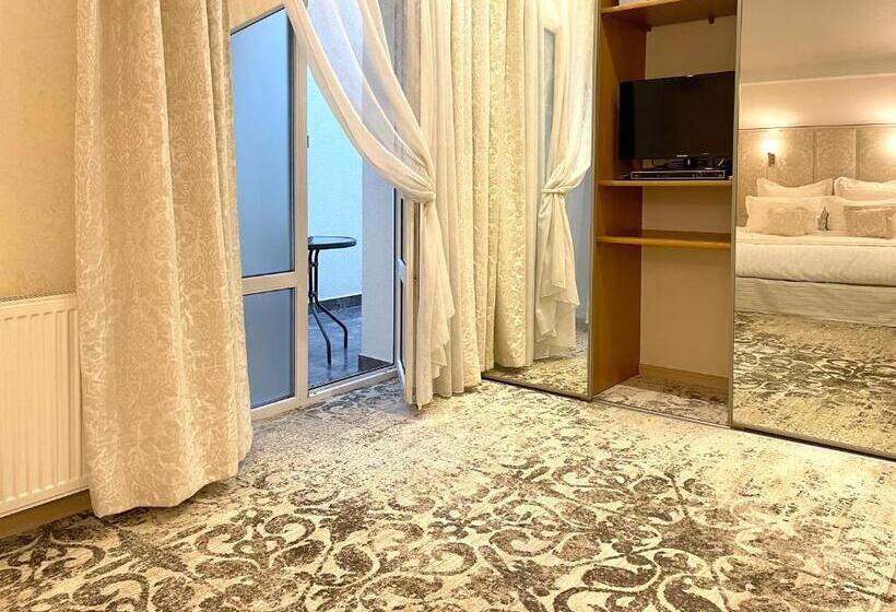 Suite with Terrace, Penthouse Apartment In Hotel Eney