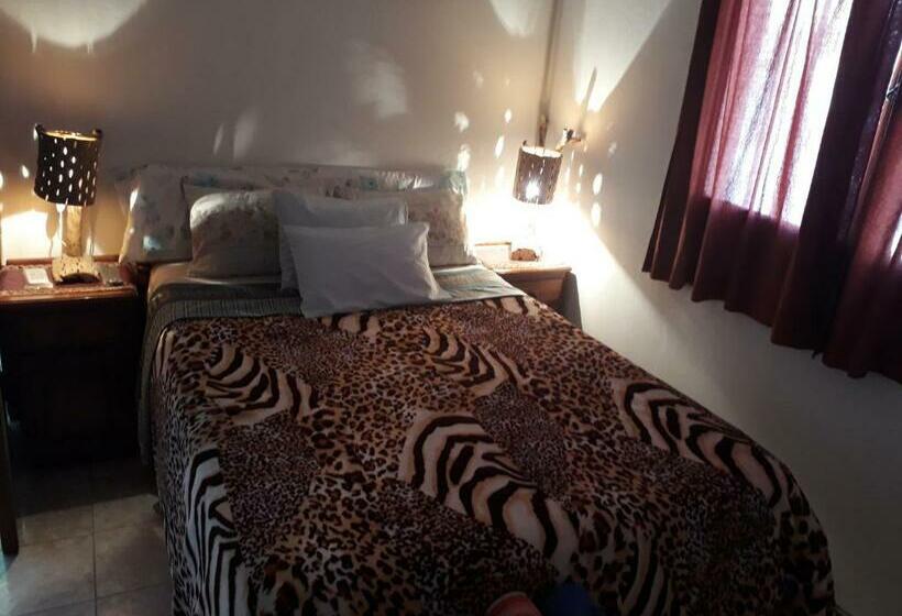 غرفة قياسية, Residencial Shalom