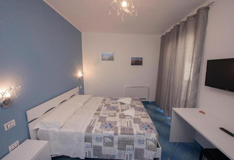 Quarto Estandar Cama King, Residenza Porta Romana