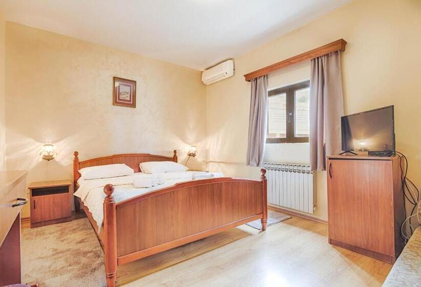 اتاق استاندارد با چشم‌انداز دریا, Mali Miločer Bay Accommodation