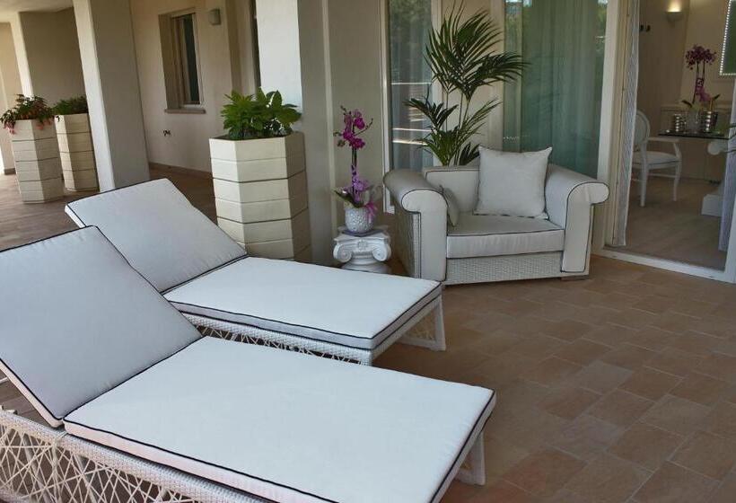 Полулюкс, Paradiso Hotel Bovelacci