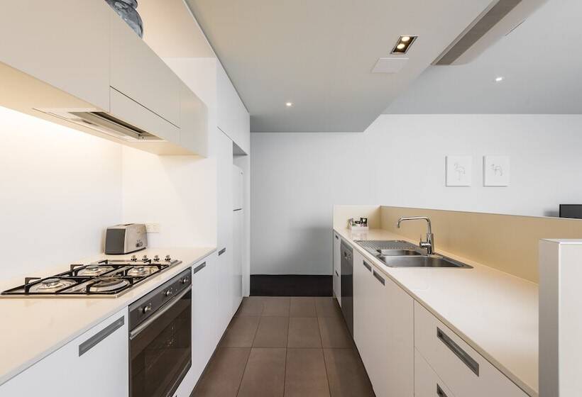 Апартаменты 1 Спальня Вид на Бассейн, Coast Resort Merimbula