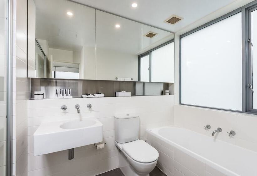Апартаменты 3 Спальни Вид на Бассейн, Coast Resort Merimbula