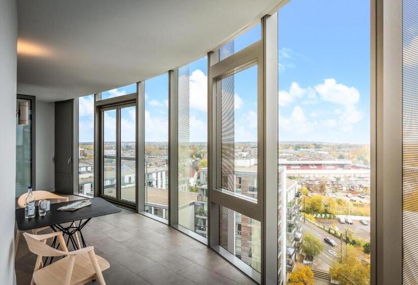 Студия Стандарт, Aparthotel Adagio London Brentford